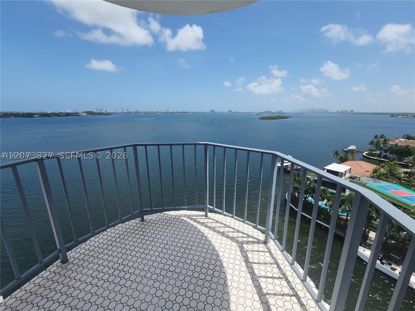 11930 N Bayshore Dr #1407, North Miami FL 33181
