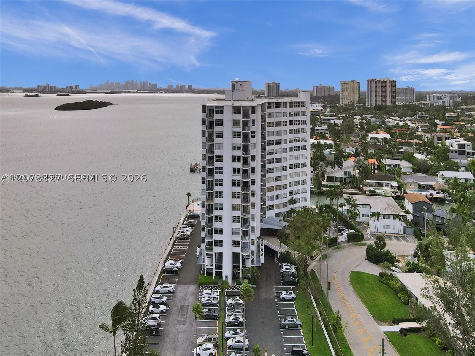 11930 N Bayshore Dr #1407, North Miami FL 33181