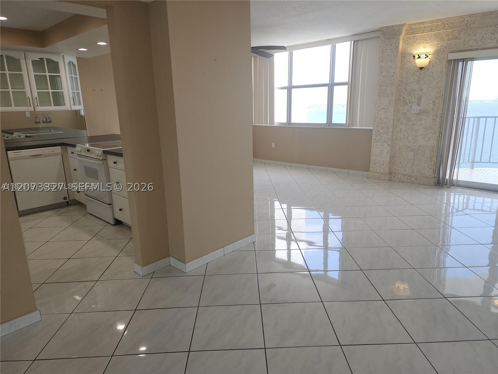 11930 N Bayshore Dr #1407, North Miami FL 33181