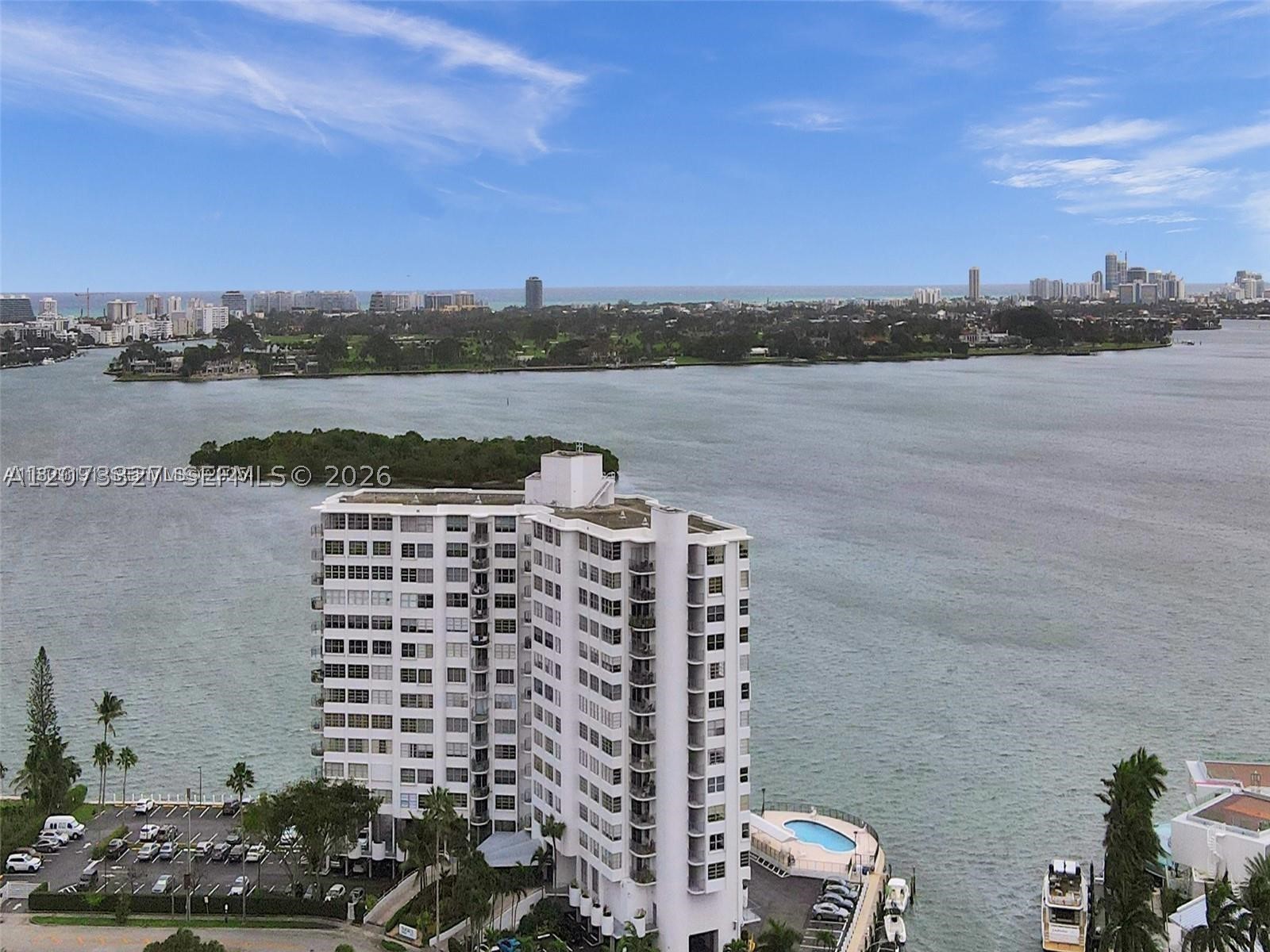 11930 N Bayshore Dr #1407, North Miami FL 33181