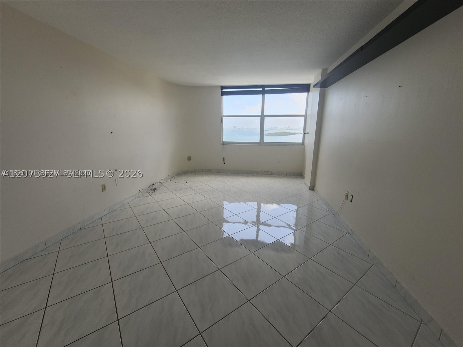 11930 N Bayshore Dr #1407, North Miami FL 33181