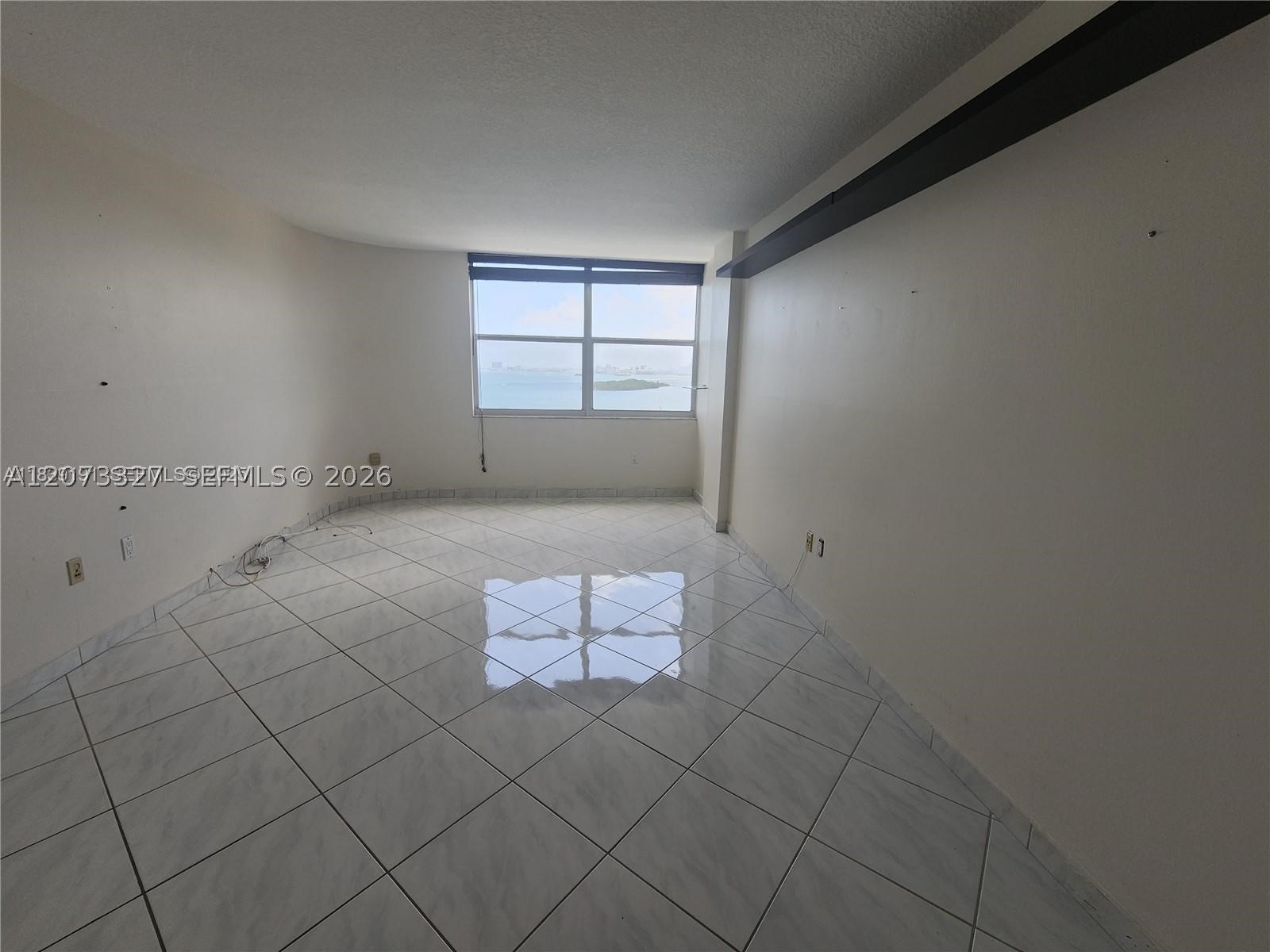 11930 N Bayshore Dr #1407, North Miami FL 33181