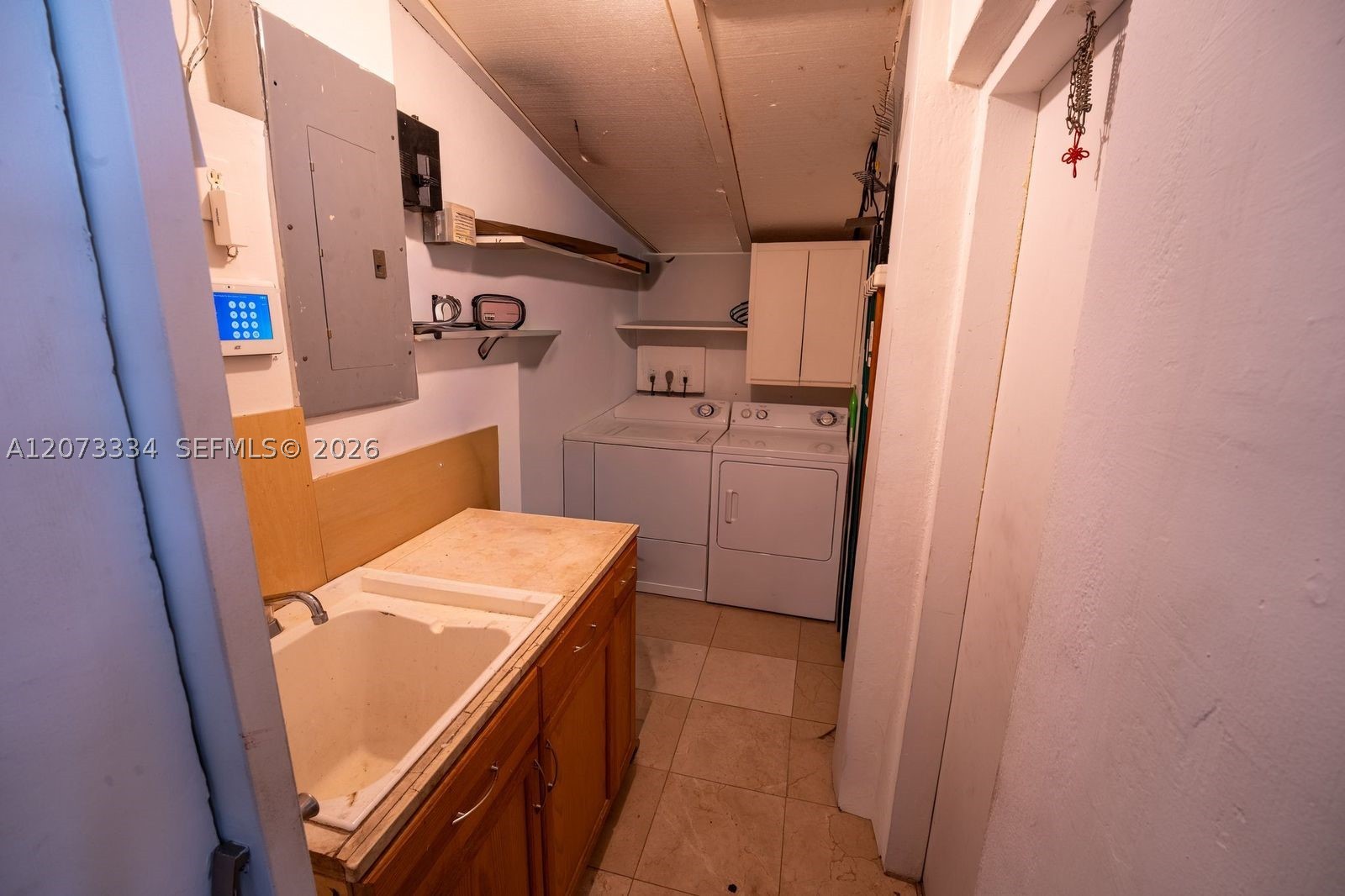 11600 NE 6th Ave, Biscayne Park FL 33161