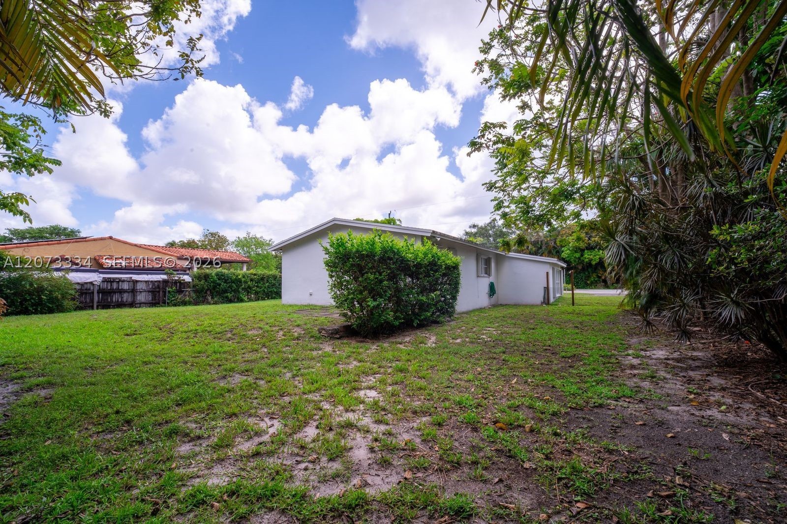 11600 NE 6th Ave, Biscayne Park FL 33161