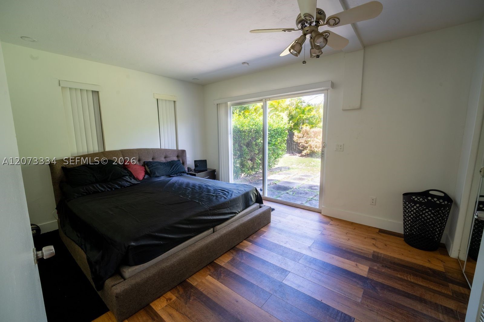 11600 NE 6th Ave, Biscayne Park FL 33161