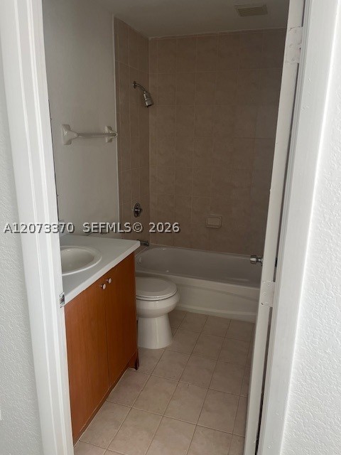 2735 NW 131 ST #2735, Opa Locka FL 33054