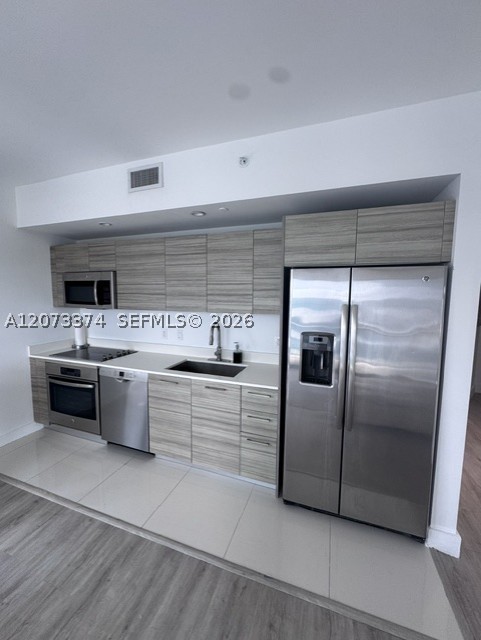 121 NE 34th St #1001, Miami FL 33137
