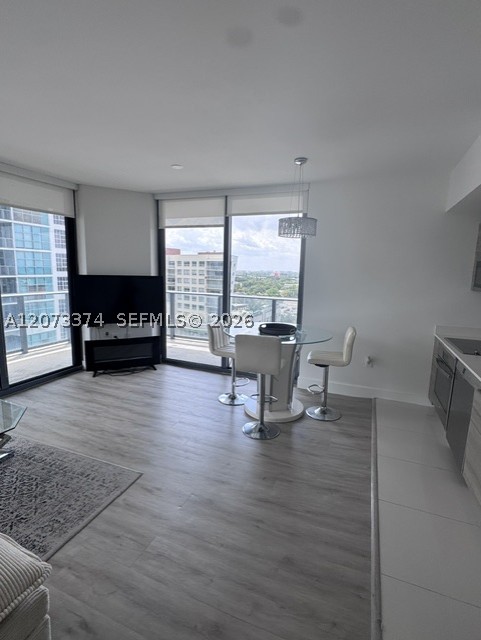 121 NE 34th St #1001, Miami FL 33137