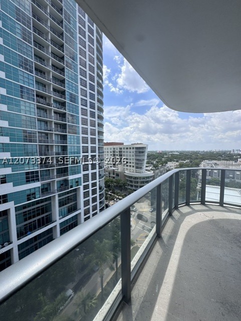 121 NE 34th St #1001, Miami FL 33137