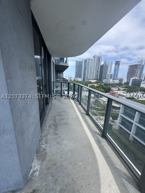 121 NE 34th St #1001, Miami FL 33137