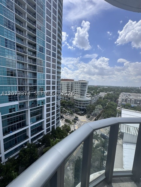 121 NE 34th St #1001, Miami FL 33137