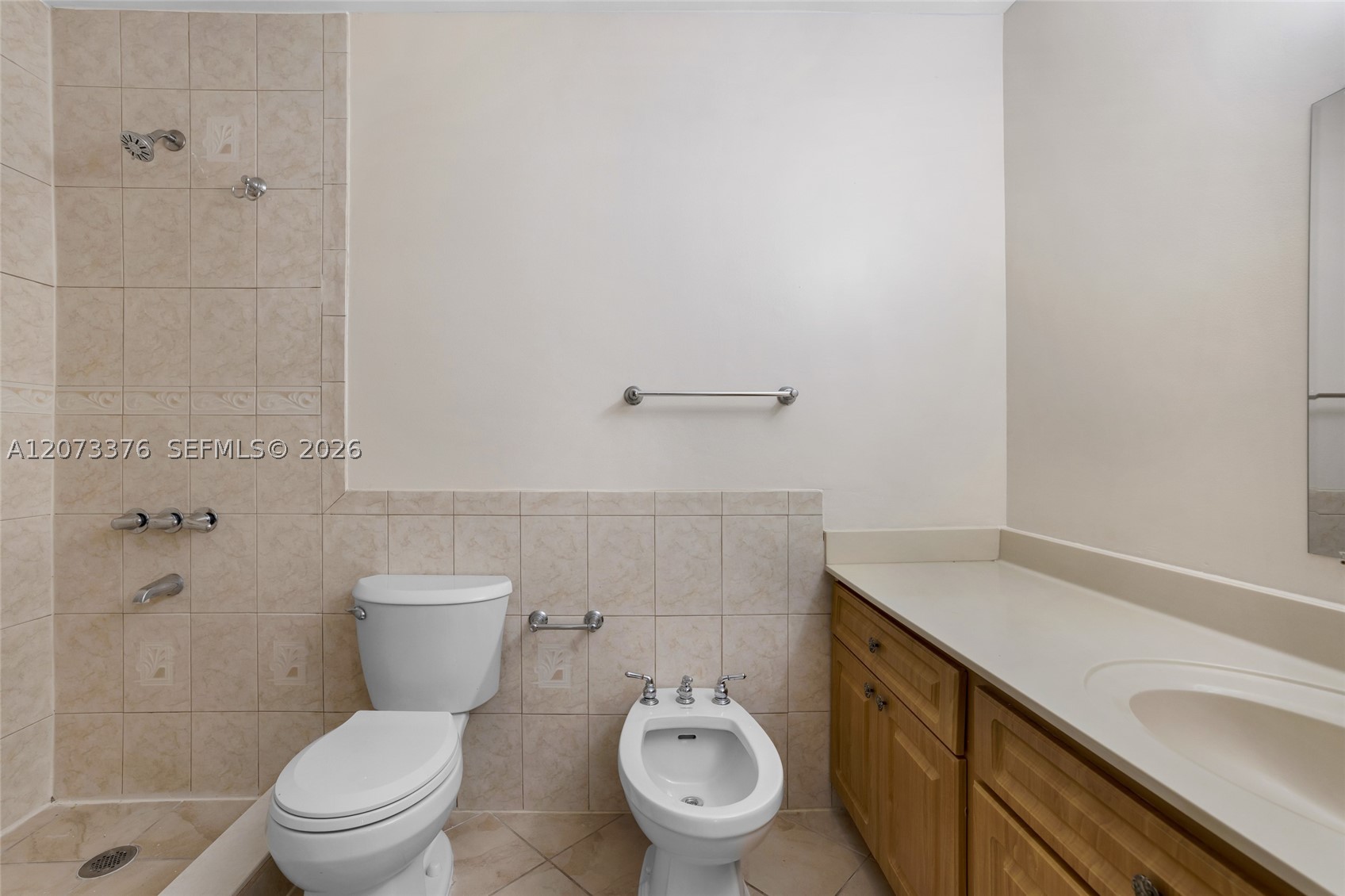 10212 NW 129th St, Hialeah Gardens FL 33018