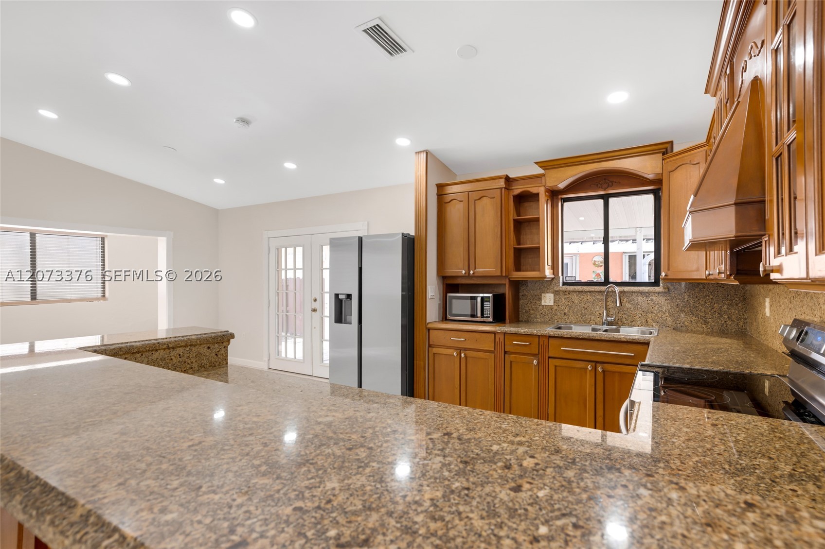 10212 NW 129th St, Hialeah Gardens FL 33018