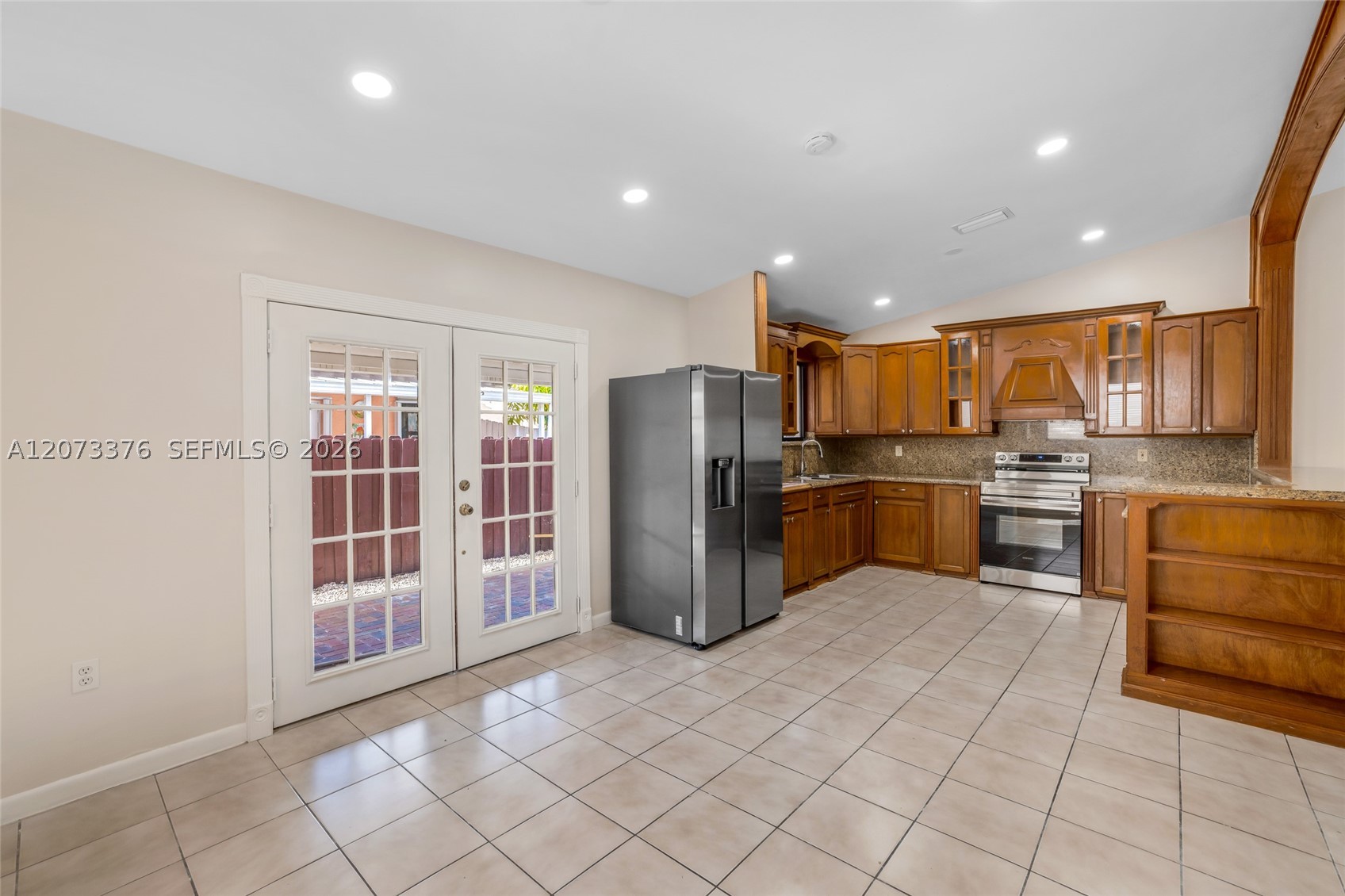 10212 NW 129th St, Hialeah Gardens FL 33018