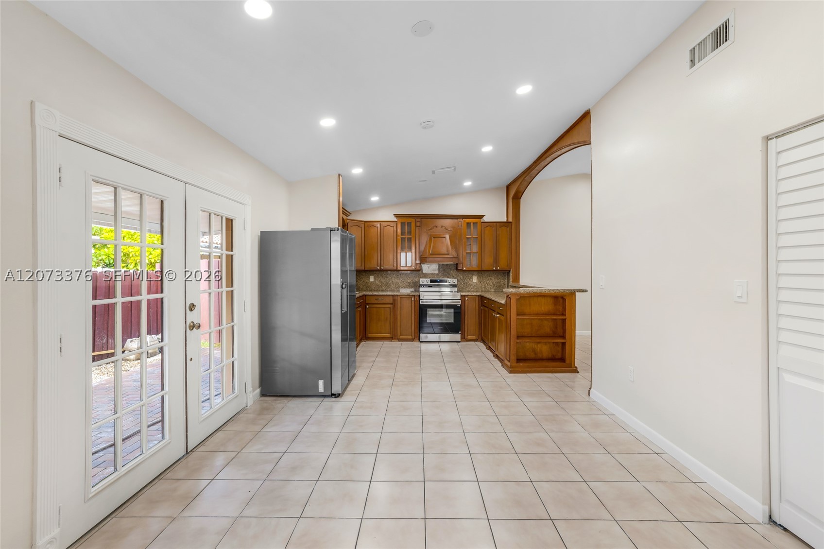 10212 NW 129th St, Hialeah Gardens FL 33018