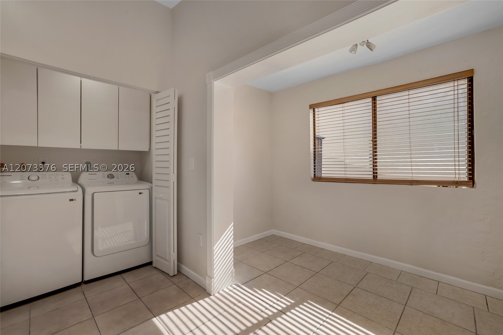 10212 NW 129th St, Hialeah Gardens FL 33018