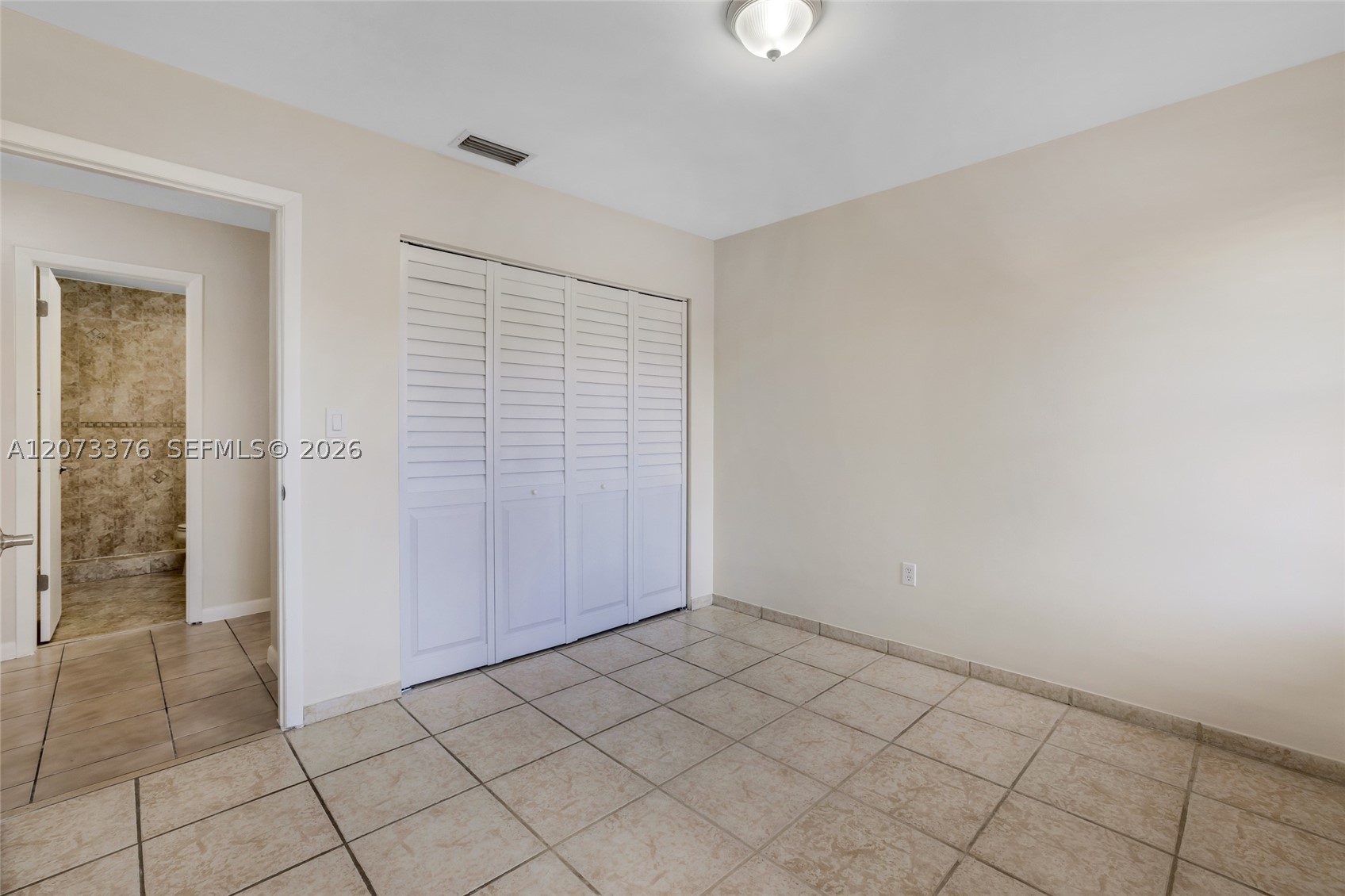10212 NW 129th St, Hialeah Gardens FL 33018