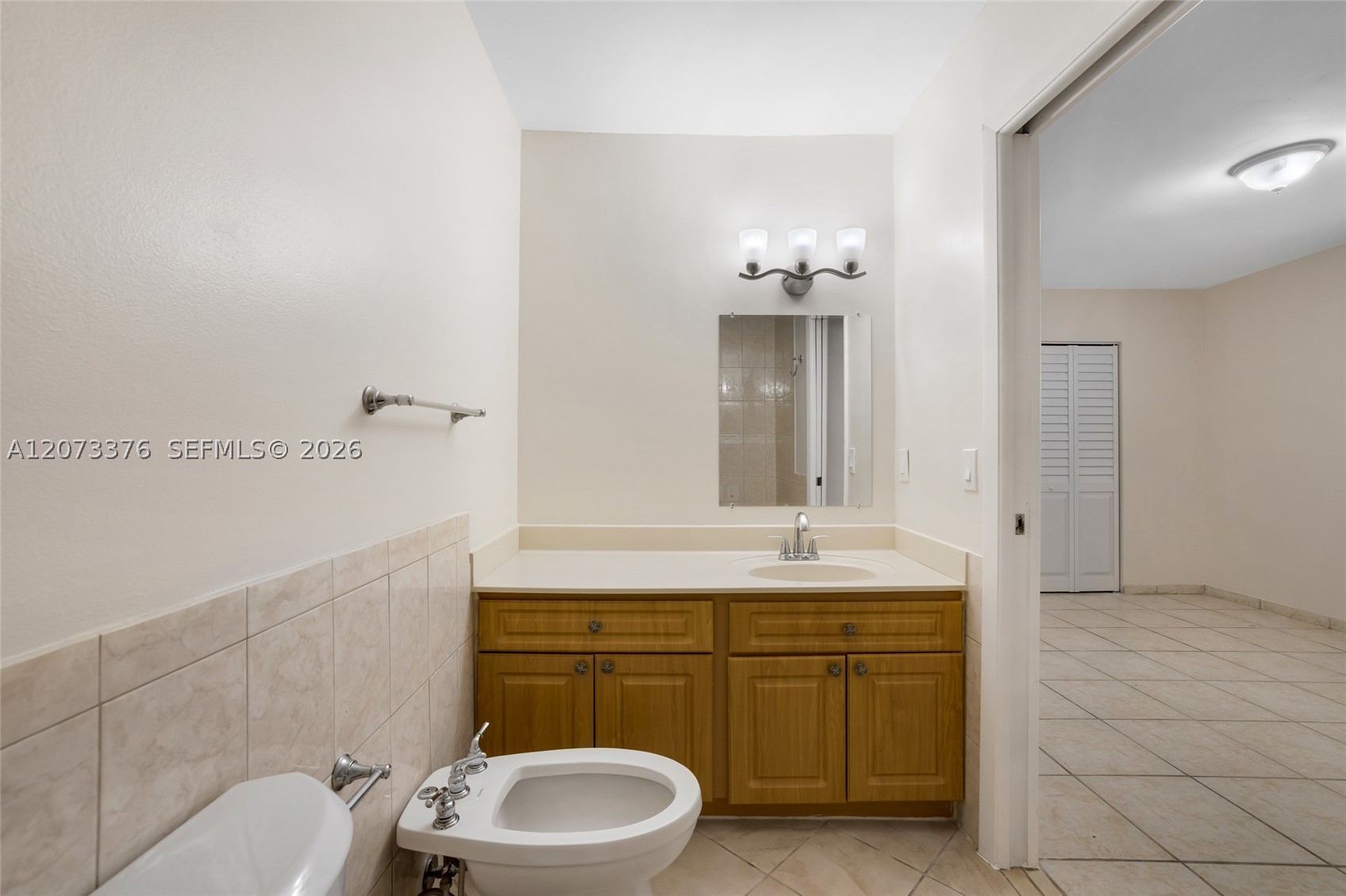 10212 NW 129th St, Hialeah Gardens FL 33018