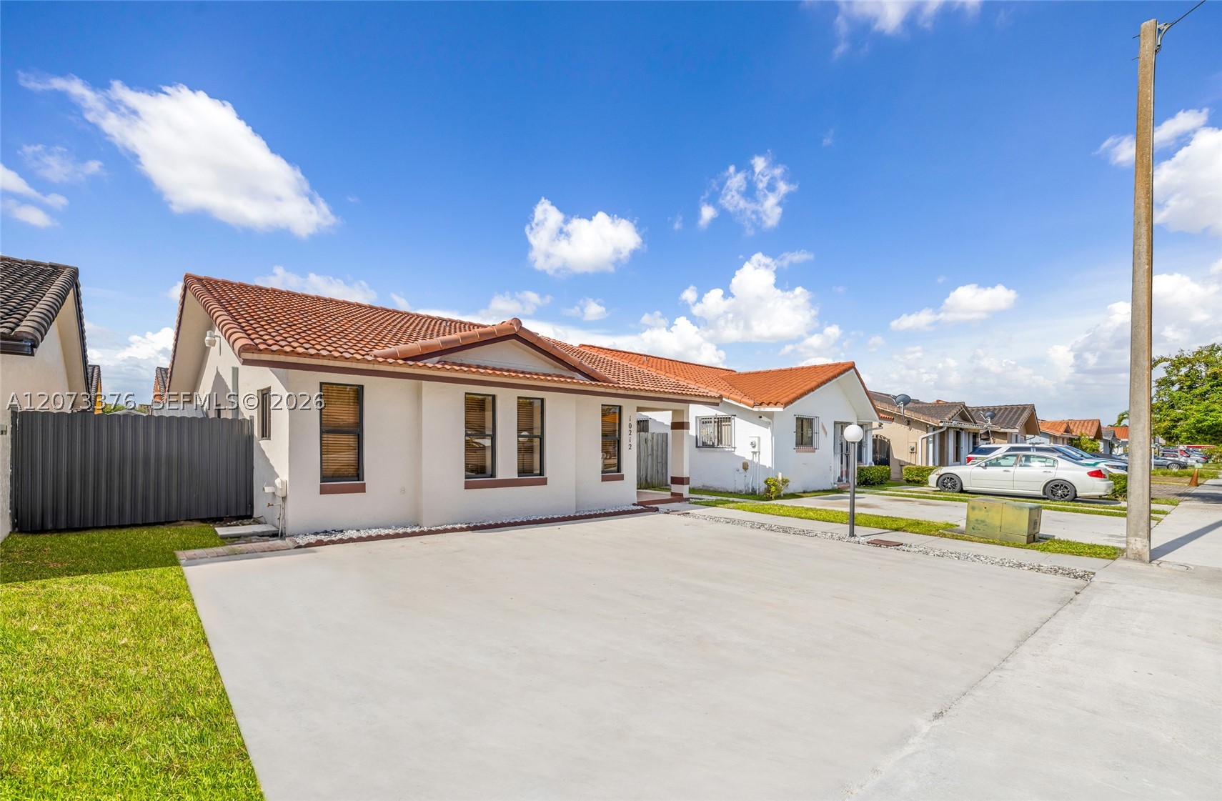 10212 NW 129th St, Hialeah Gardens FL 33018