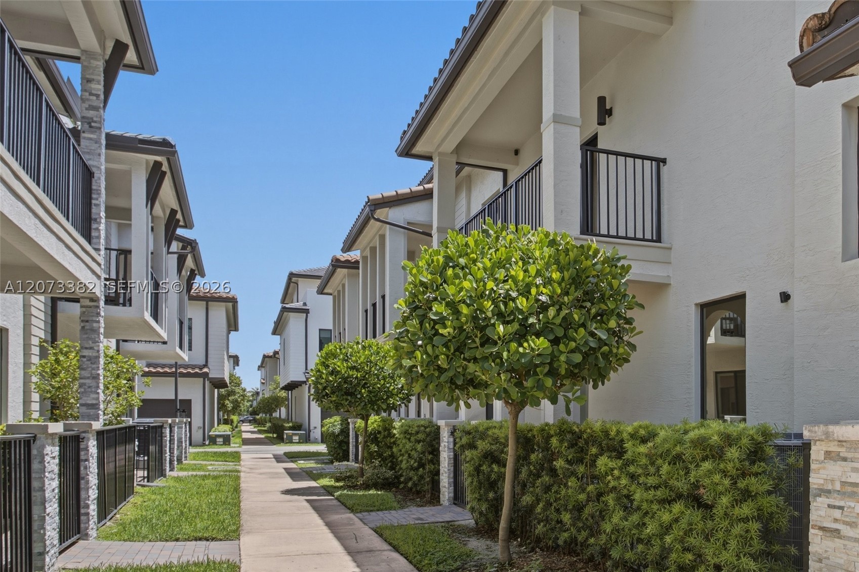 4532 NW 83 PSGE #0, Doral FL 33166