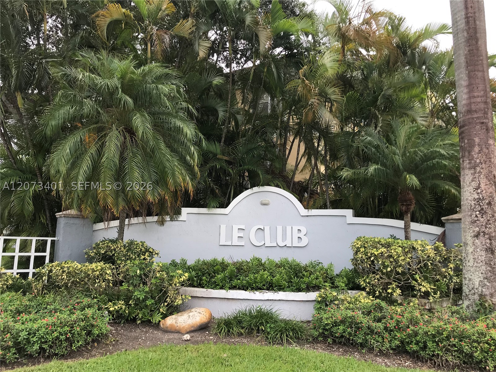 8580 SW 212th St #105, Cutler Bay FL 33189
