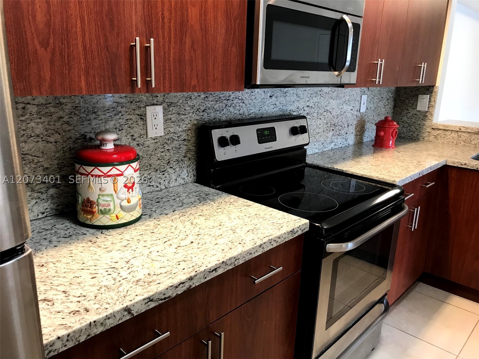 8580 SW 212th St #105, Cutler Bay FL 33189