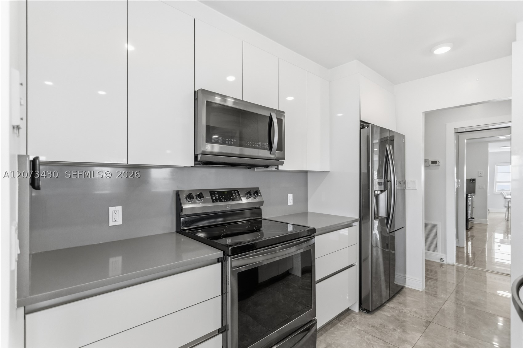 340 Sunset Dr #1210, Fort Lauderdale FL 33301