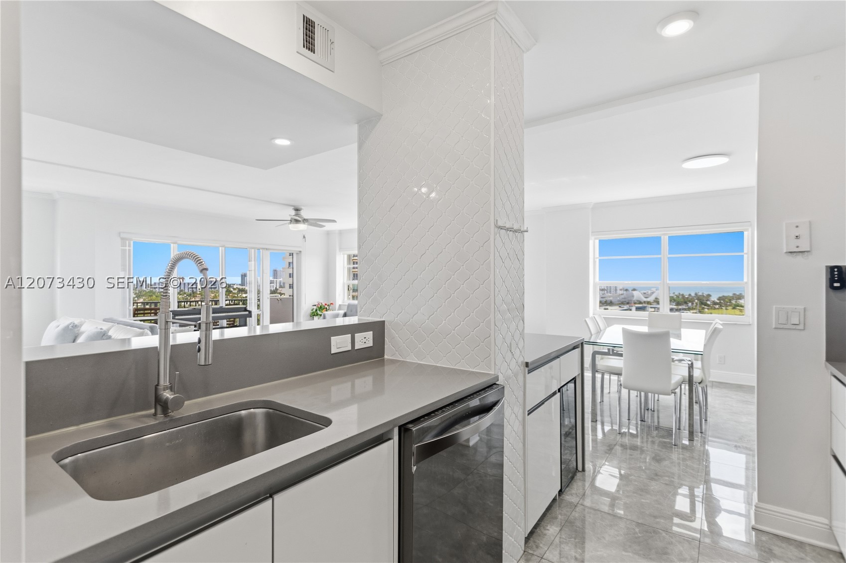 340 Sunset Dr #1210, Fort Lauderdale FL 33301