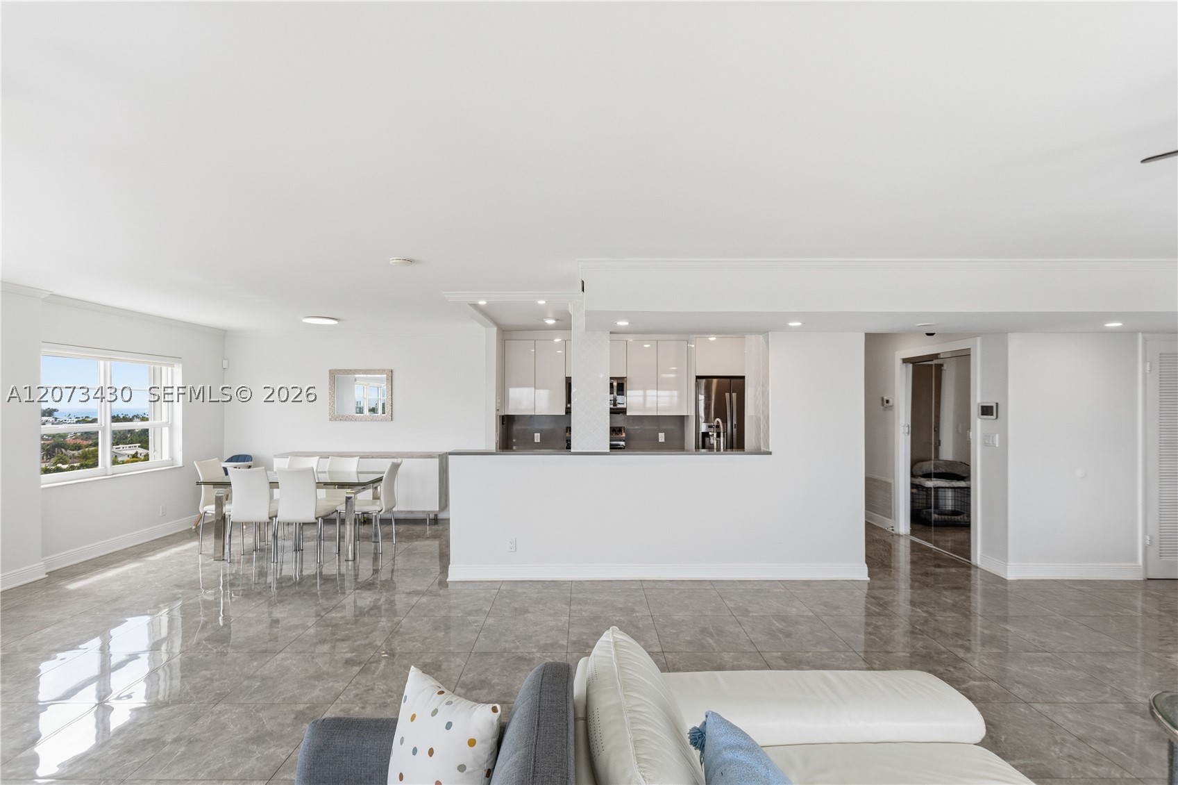 340 Sunset Dr #1210, Fort Lauderdale FL 33301