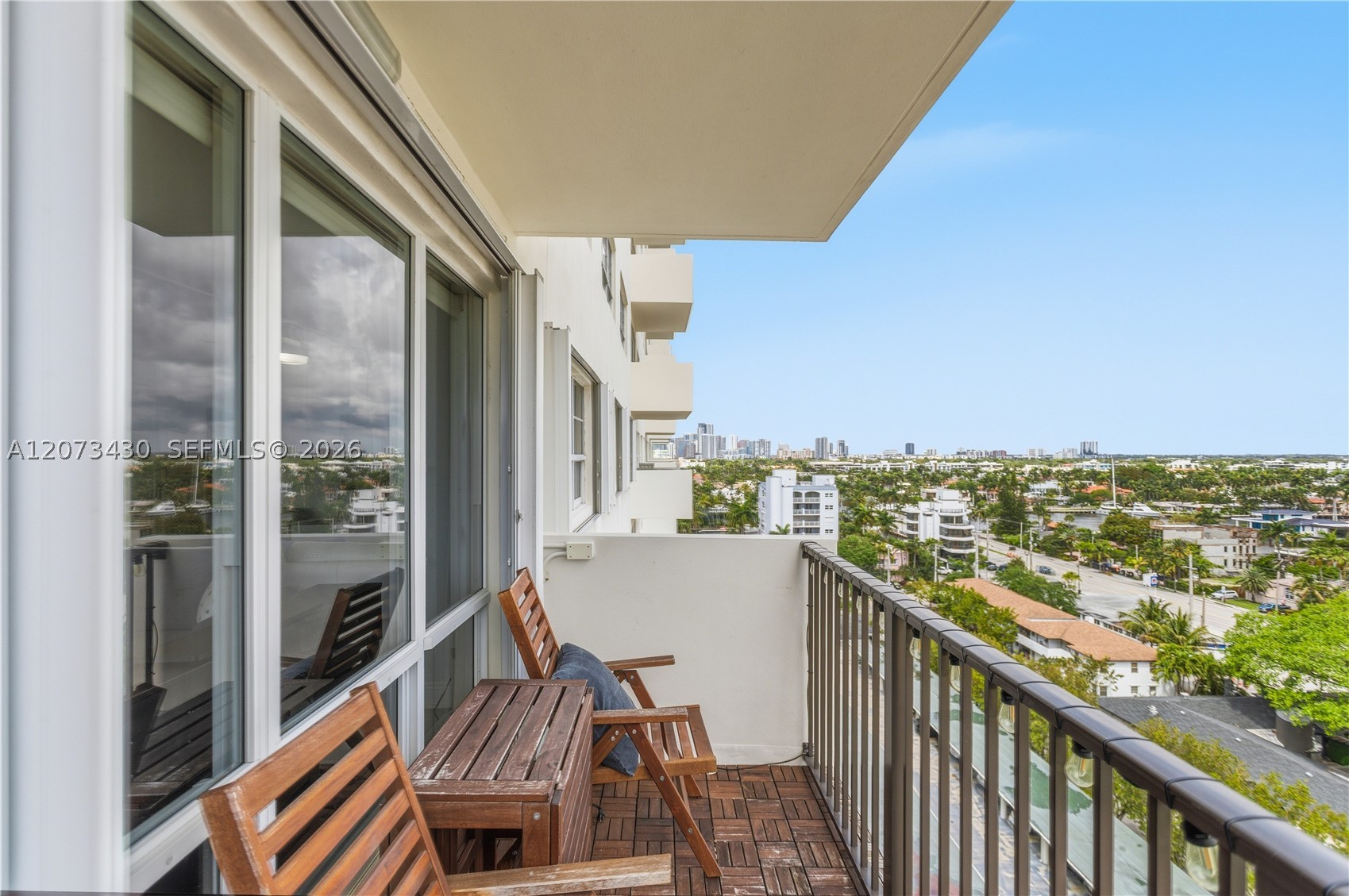 340 Sunset Dr #1210, Fort Lauderdale FL 33301