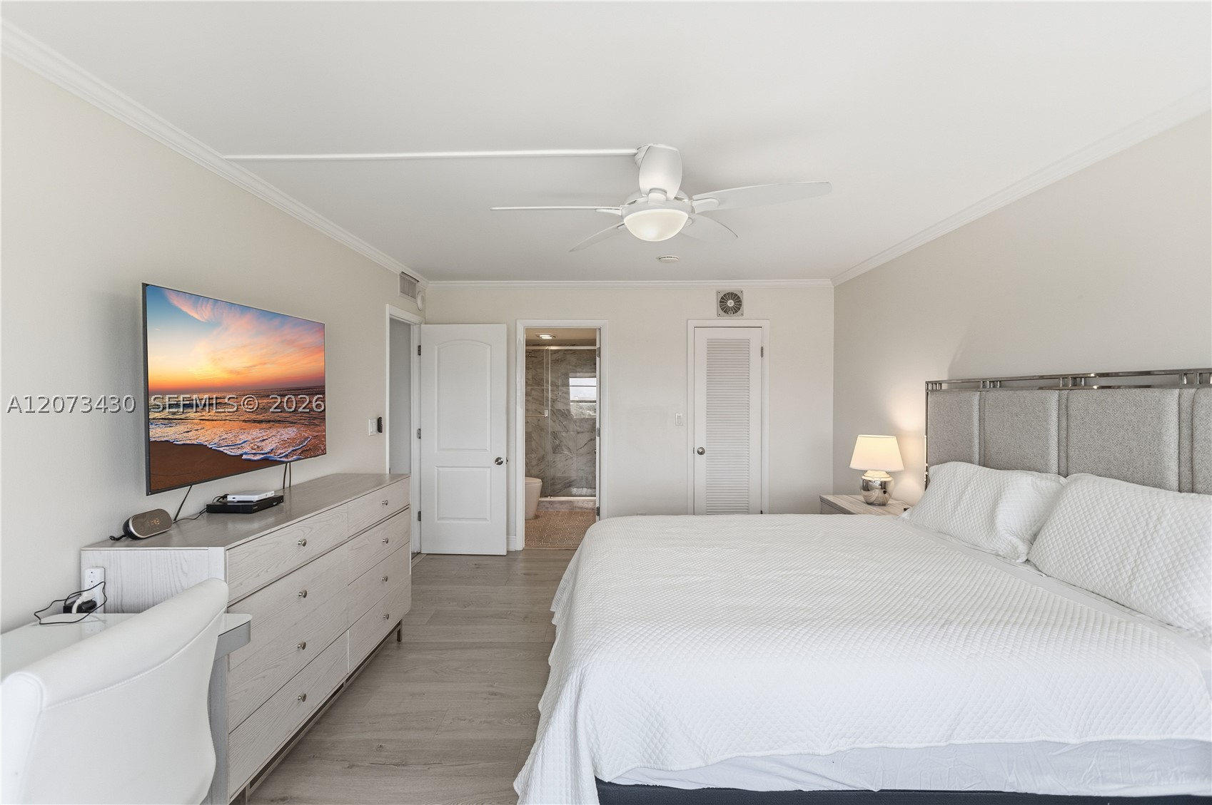 340 Sunset Dr #1210, Fort Lauderdale FL 33301