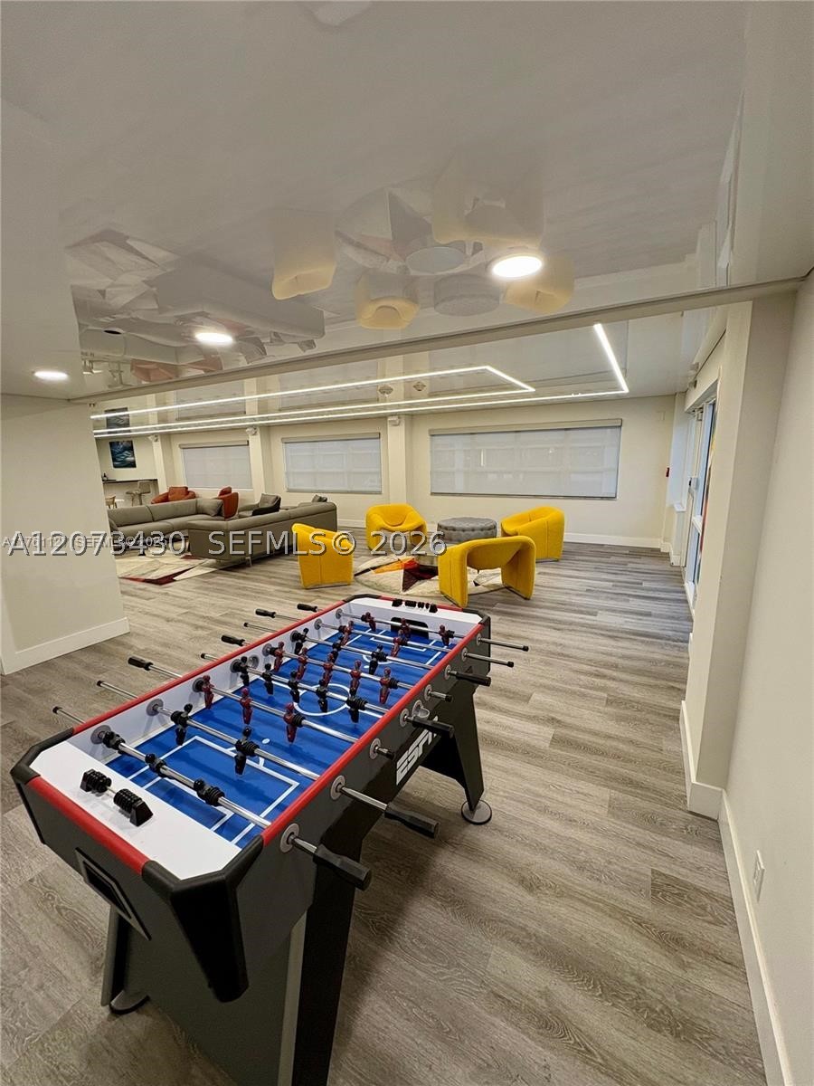 340 Sunset Dr #1210, Fort Lauderdale FL 33301