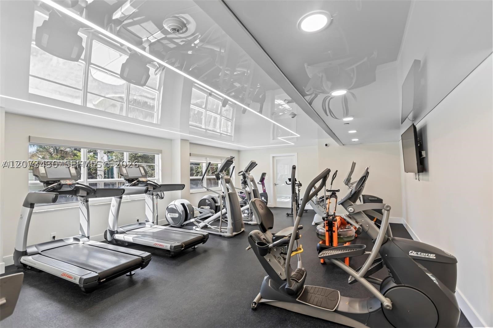 340 Sunset Dr #1210, Fort Lauderdale FL 33301