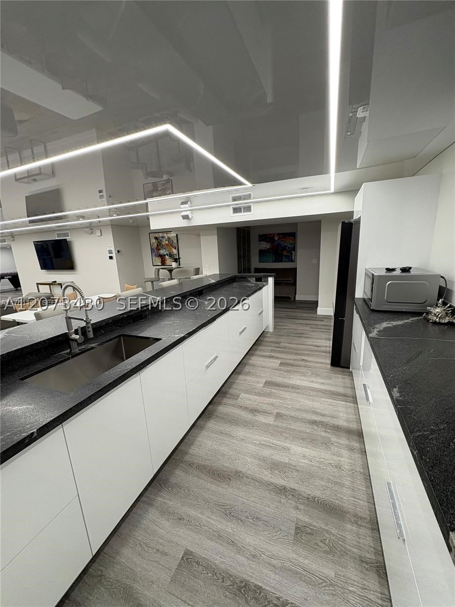 340 Sunset Dr #1210, Fort Lauderdale FL 33301