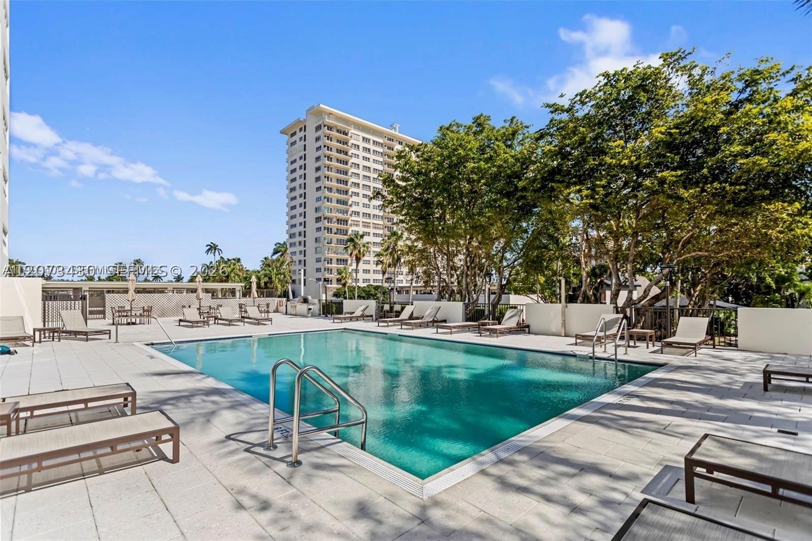 340 Sunset Dr #1210, Fort Lauderdale FL 33301