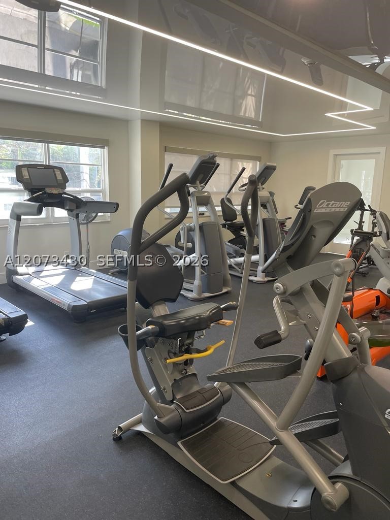 340 Sunset Dr #1210, Fort Lauderdale FL 33301