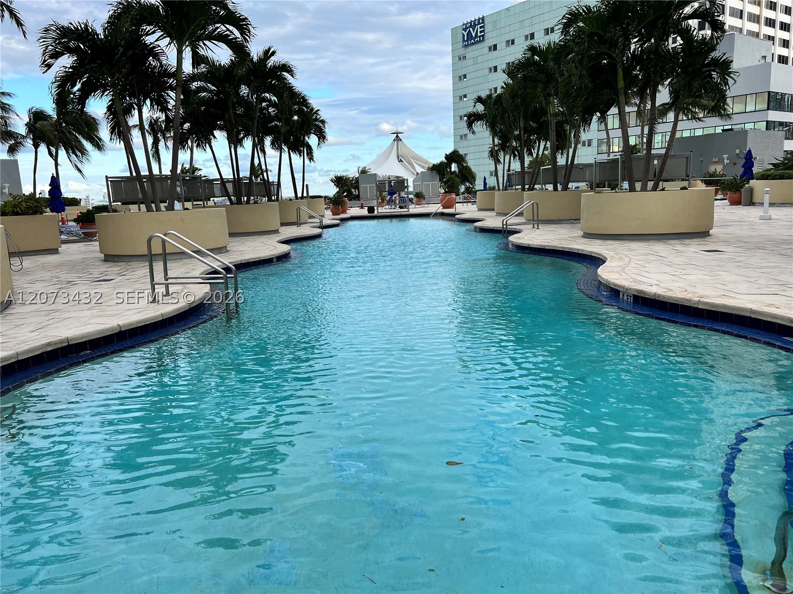 253 NE 2nd St #4607, Miami FL 33132