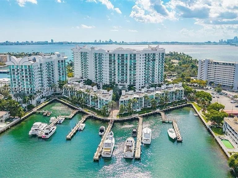 7910 Harbor Island Dr #904, North Bay Village FL 33141