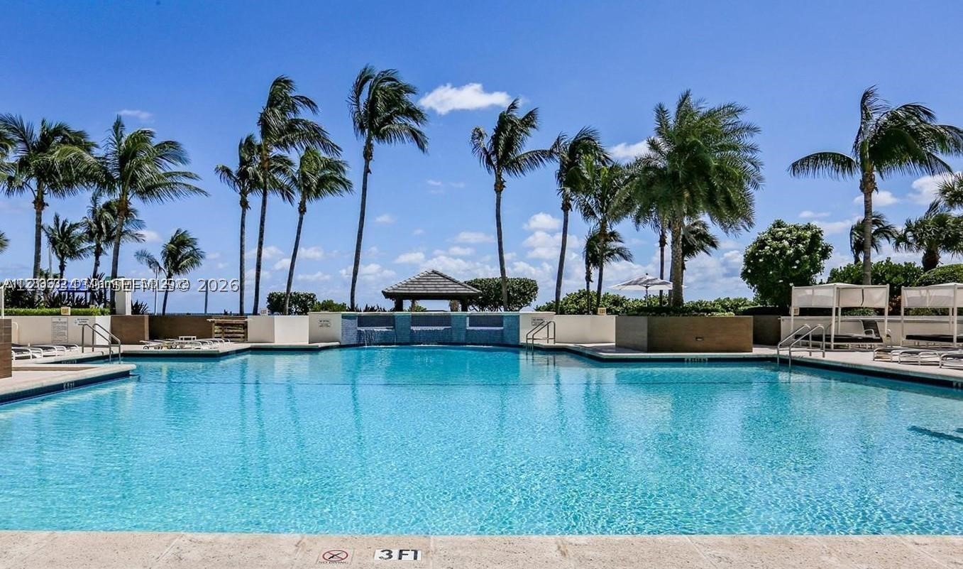 4779 Collins Ave #3708, Miami Beach FL 33140