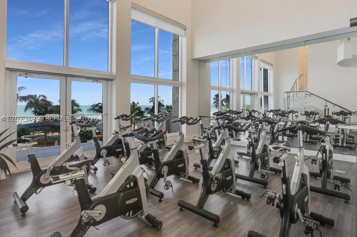 4779 Collins Ave #3708, Miami Beach FL 33140