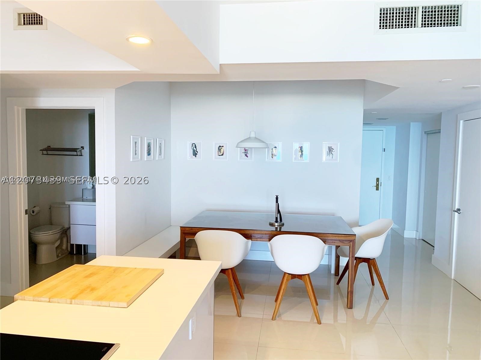4779 Collins Ave #3708, Miami Beach FL 33140