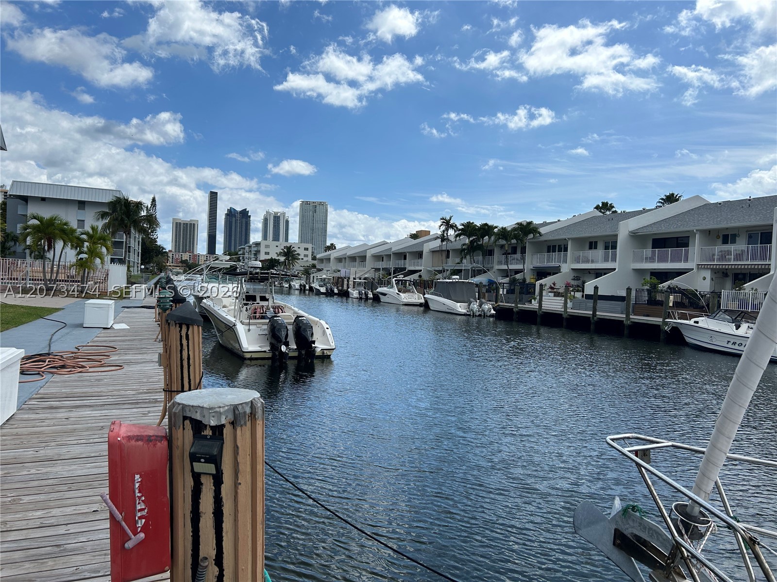 3550 NE 169th St #304, North Miami Beach FL 33160