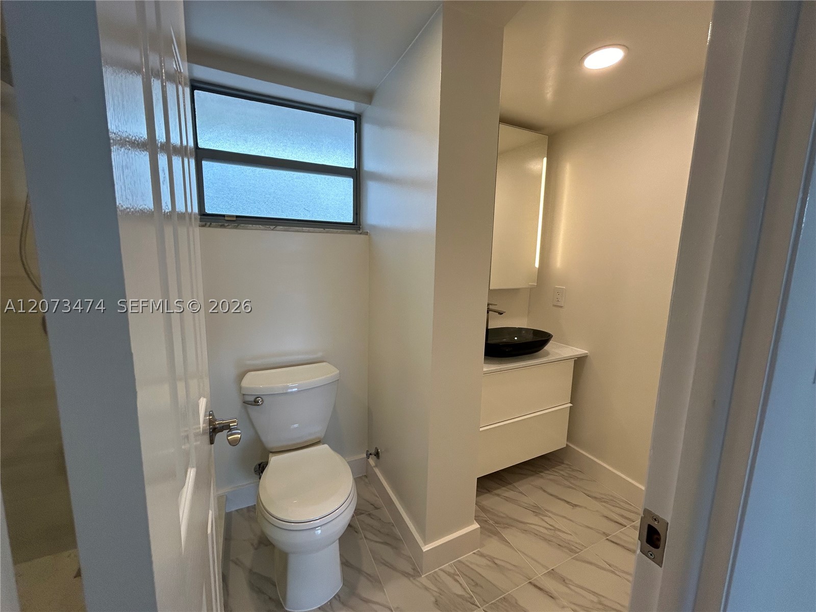 3550 NE 169th St #304, North Miami Beach FL 33160