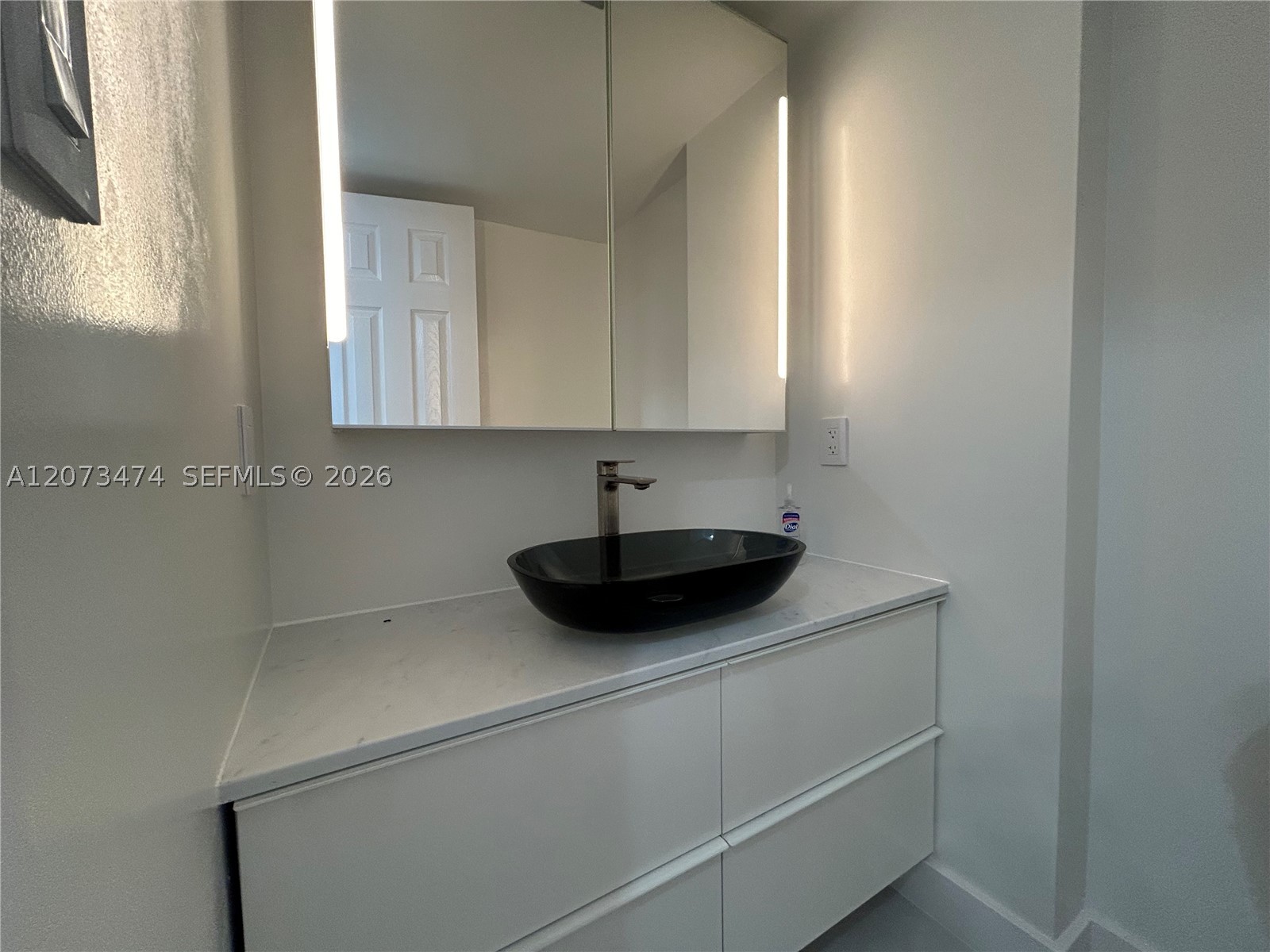 3550 NE 169th St #304, North Miami Beach FL 33160