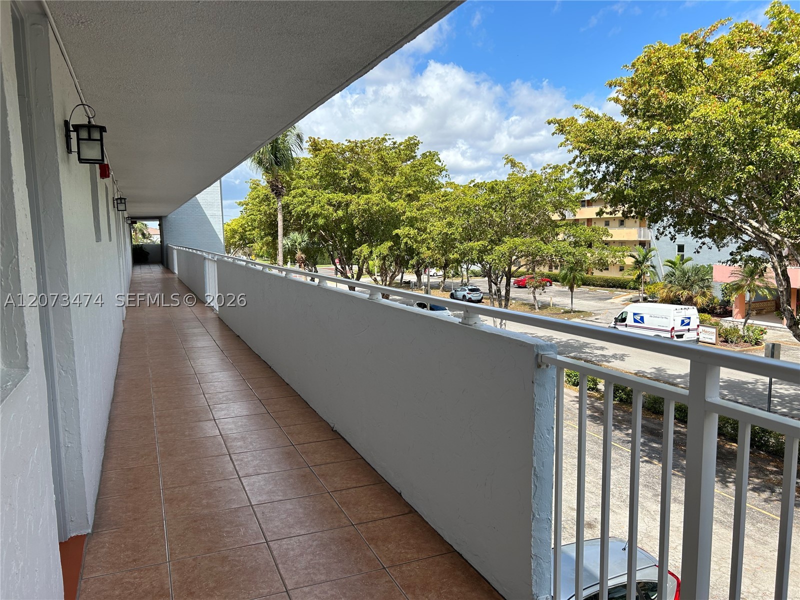 3550 NE 169th St #304, North Miami Beach FL 33160