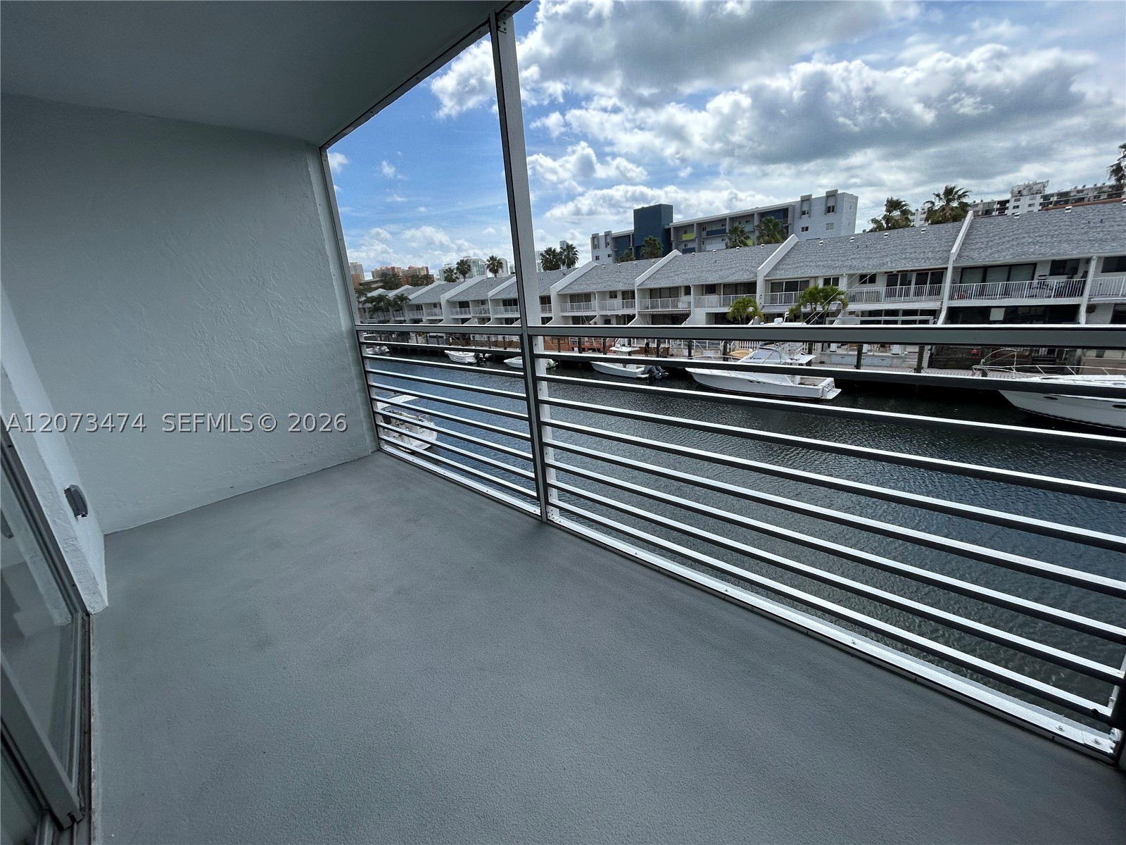3550 NE 169th St #304, North Miami Beach FL 33160