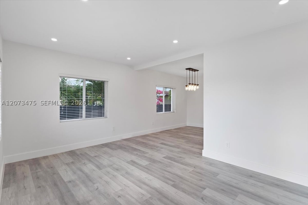 449 E 10th St, Hialeah FL 33010