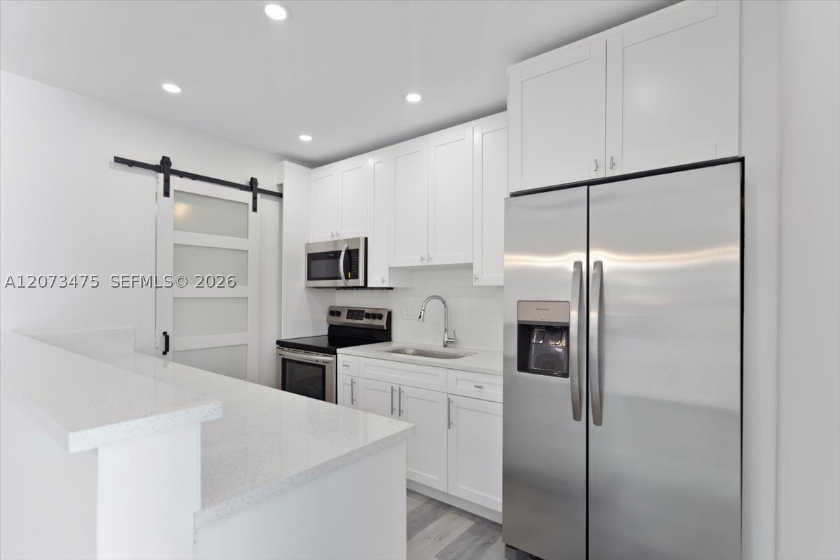 449 E 10th St, Hialeah FL 33010