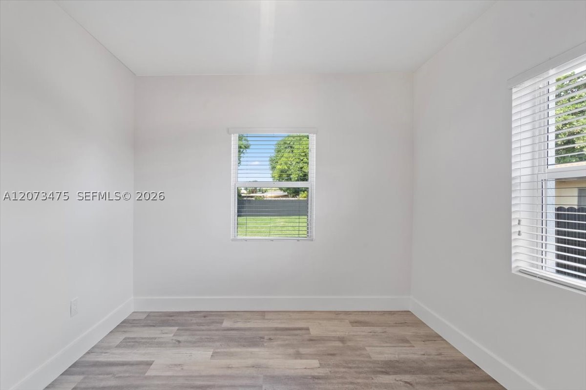 449 E 10th St, Hialeah FL 33010