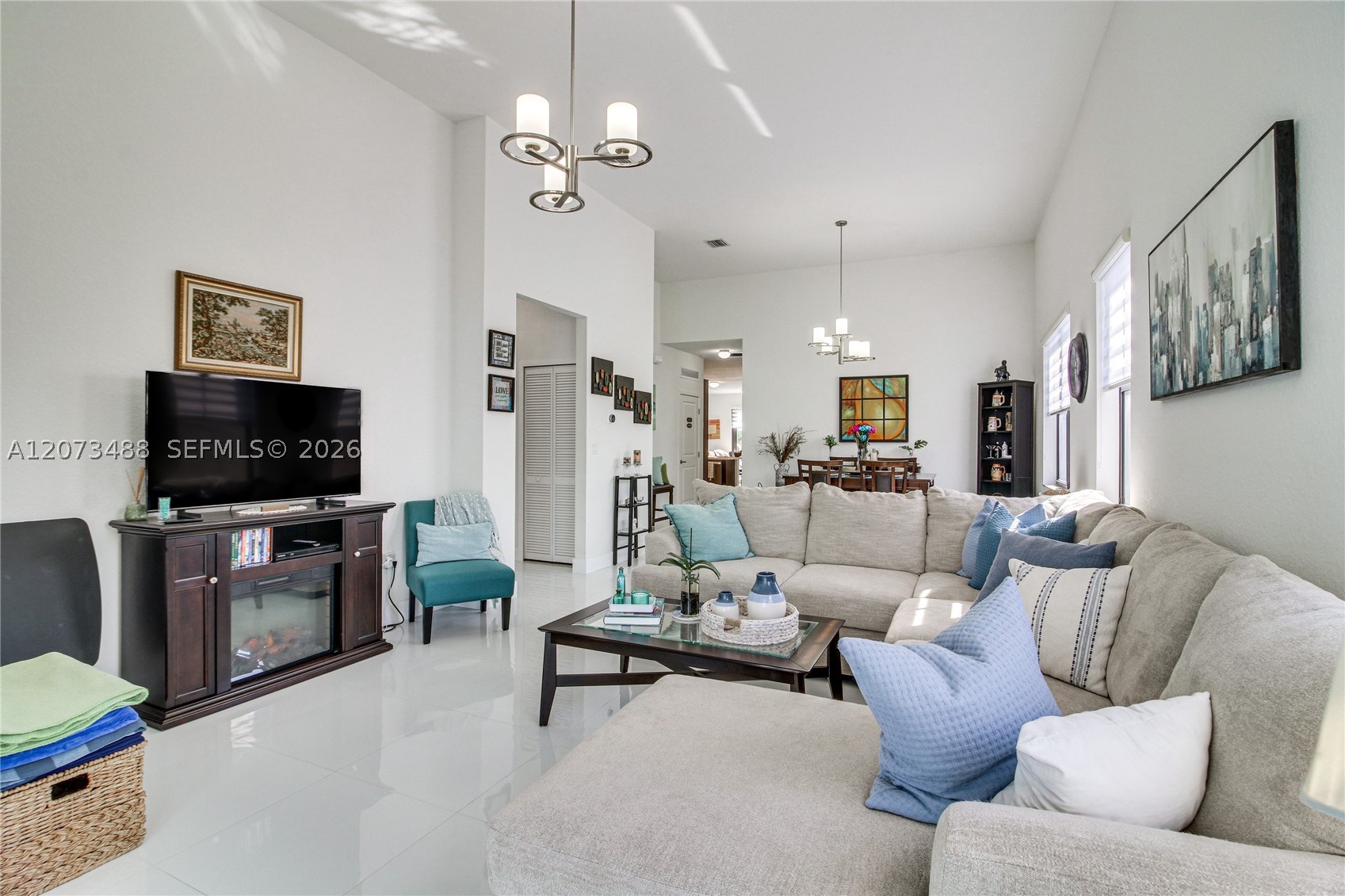 3751 SW 97th Ave, Miami FL 33165